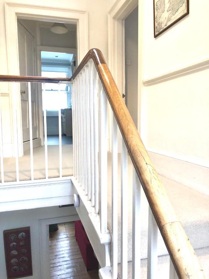 Lauras Townhouse Apartments Thomas Street Townhouse Bath Exterior photo