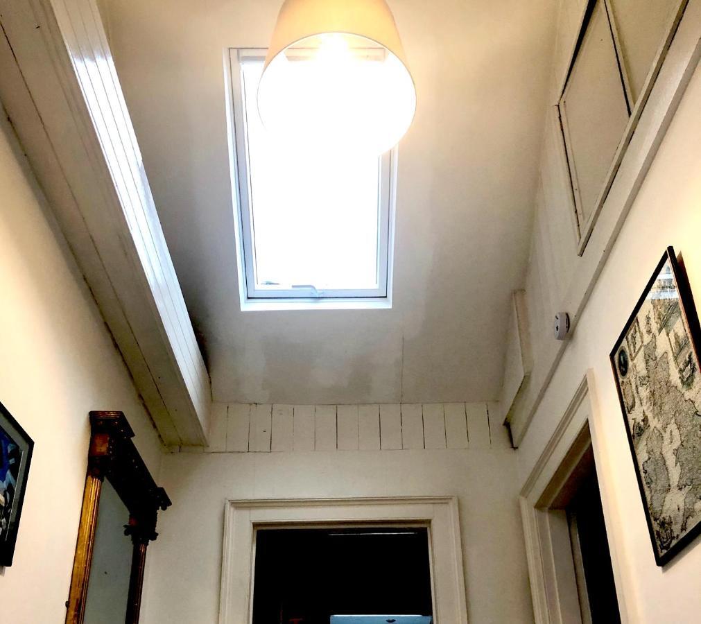 Lauras Townhouse Apartments Thomas Street Townhouse Bath Exterior photo